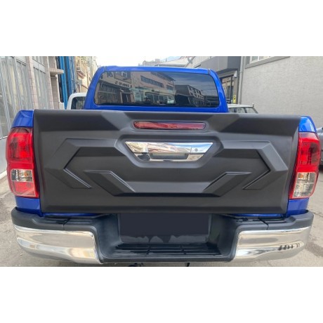 Προστατευτικό κάλυμμα πόρτας πορτμπαγκάζ της Oneway Automotive για Toyota Hilux 2015-2020 με κάμερα οπισθοπορείας (TC07.015)