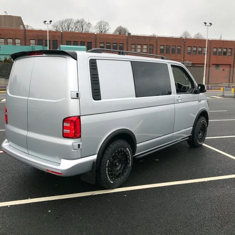 Σετ φρυδάκια τροχών της Oneway Automotive για VW Transporter T6 2015-2019 / TUV (WA03.010)